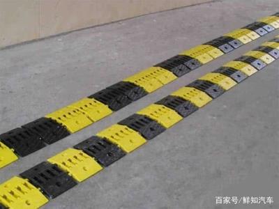 三種常見錯誤過減速帶方式，老司機也易中招，你避開了嗎？